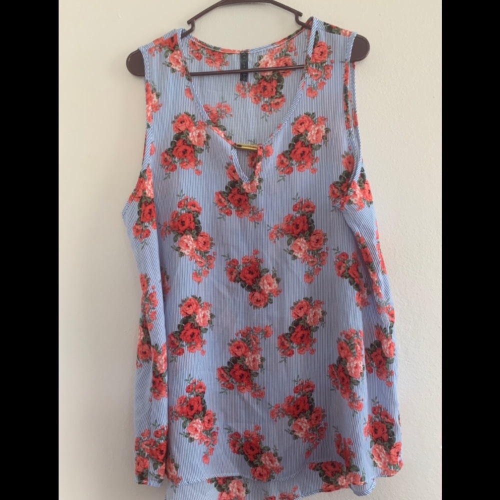 Sleeveless floral and stripe print top
